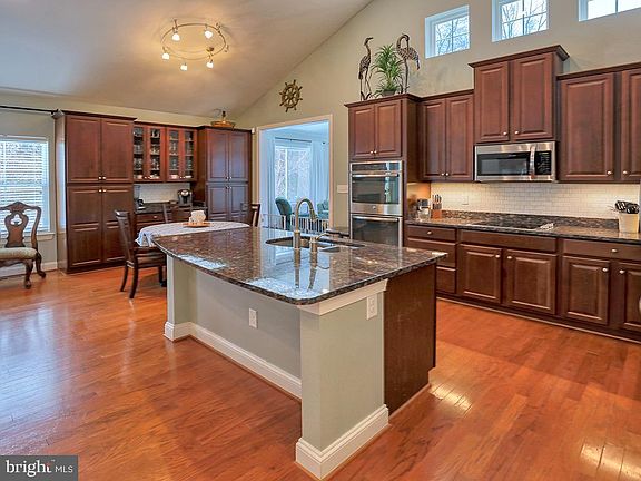 5th image of 21379 N Acorn Way