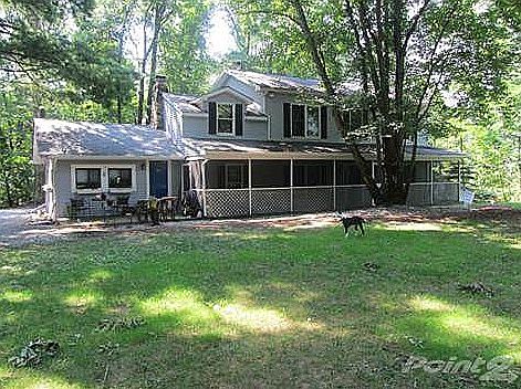 Front of House / Yard