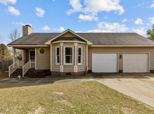 302 Kernstown Rd, Raeford, NC 28376