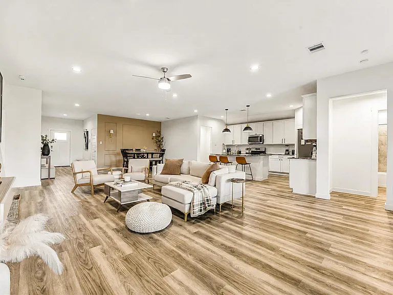 3238 Derry Hill Dr — Photo 13