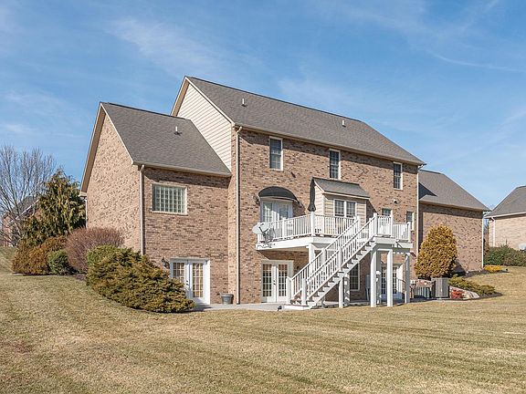 2nd image of 100 Stonewall Dr