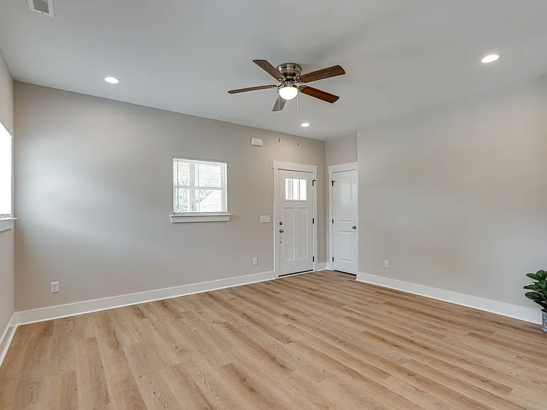 2219 Citico Ave — Photo 8
