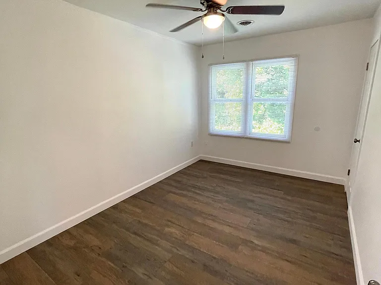 1312 Mahan Ave — Photo 15