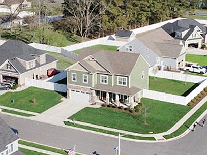 1st image of 832 Chapel Hill Dr