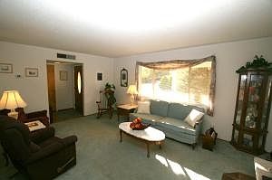 5th image of 21914 Belmont Dr