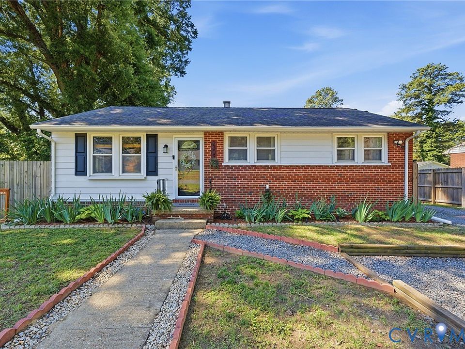 1st image of 2309 Lenora Ln
