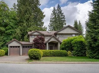 4986 Shirley Ave, North Vancouver, BC V7R 3W4