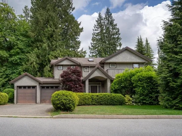 4986 Shirley Ave, North Vancouver, BC V7R 3W4