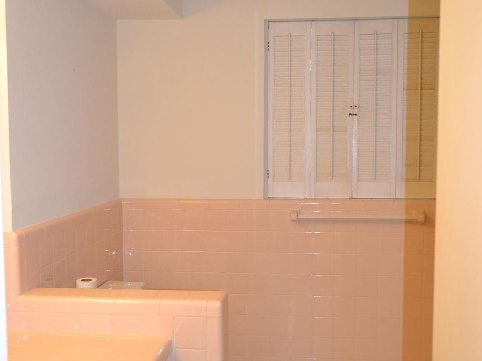 1st image of 1213 Reen Dr