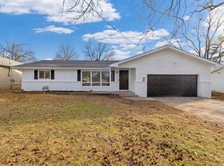 108 W Walnut Street, Nixa, MO 65714