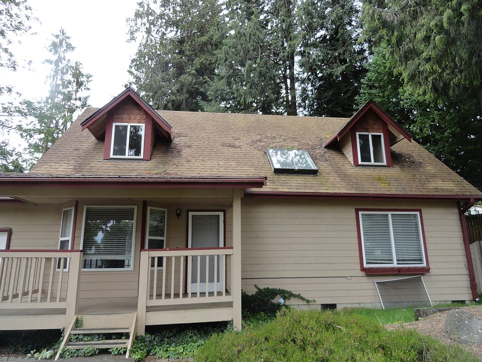 1st image of 1017 NE Knights Ct