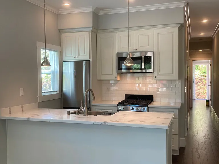 348 Kipling St — Photo 2