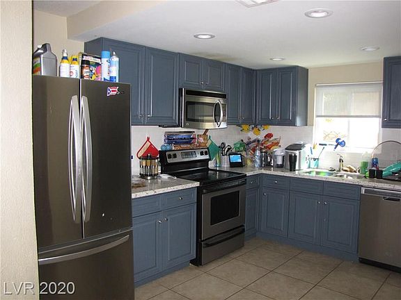 5th image of 1661 Sombrero Dr