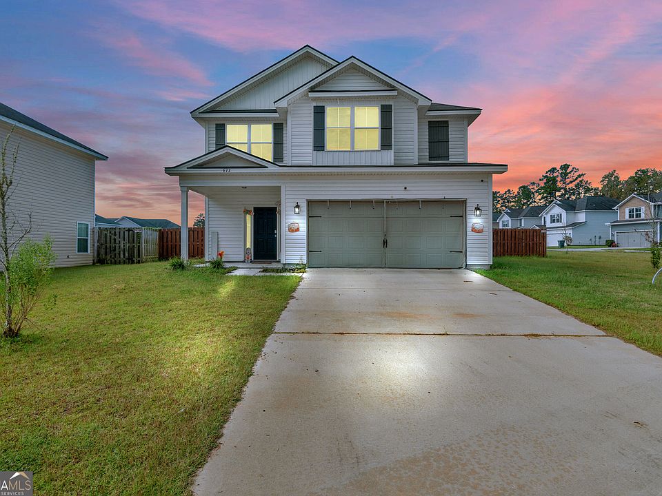 1st image of 672 Fairview Cir