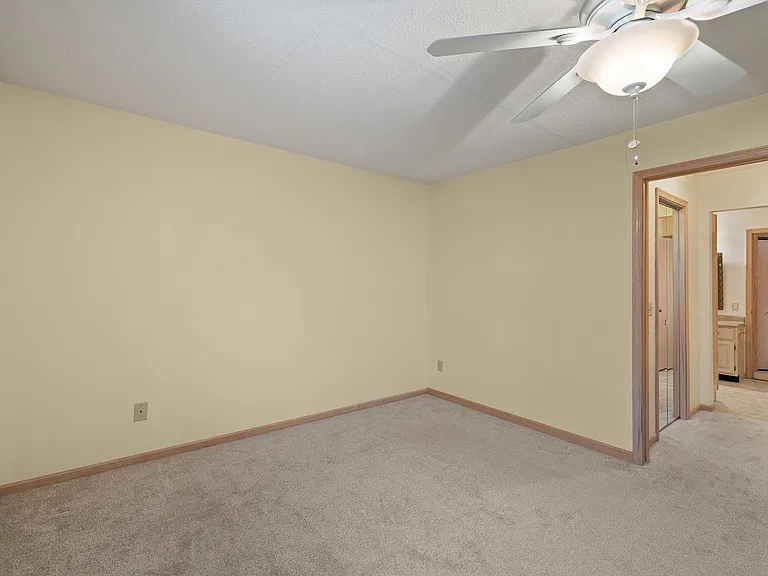 1685 Riva Ridge Dr — Photo 10