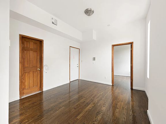 2nd image of 212 S 1st St #1
