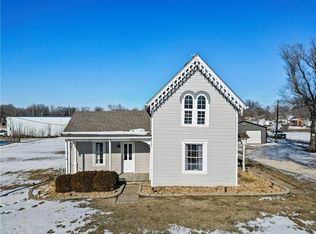 300 W McKissock St, Holden, MO 64040