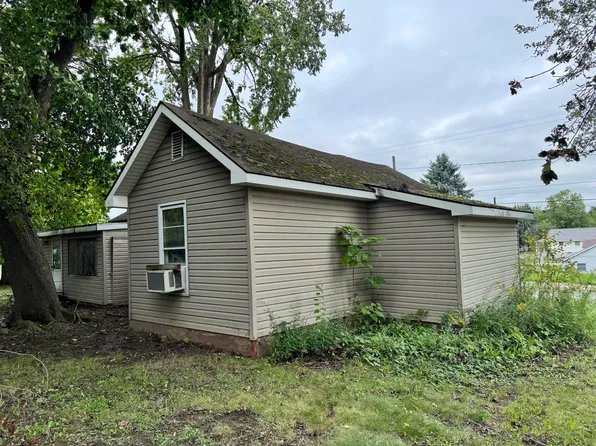 305 W South St, Adrian, MI 49221
