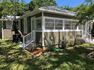 1102 17th St W, Bradenton, FL 34205