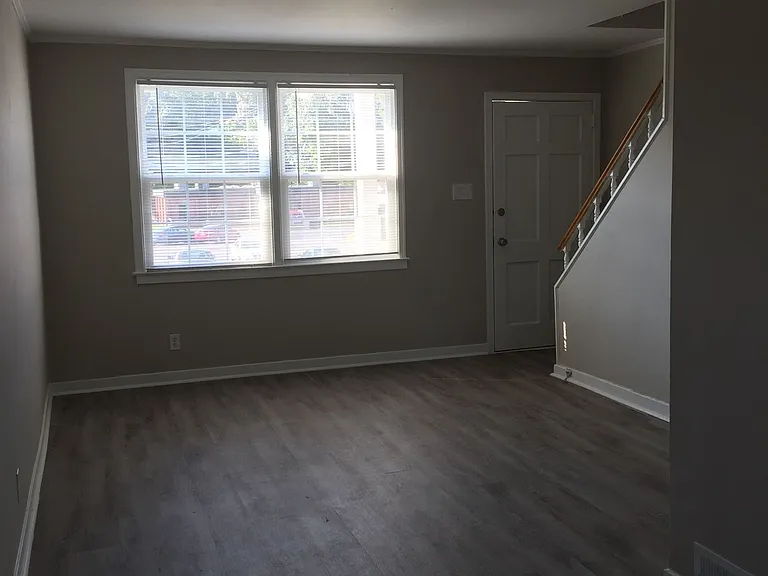 Lone Oak Villas — Photo 5