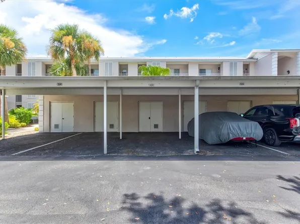437 CERROMAR LANE #424, VENICE, FL 34293