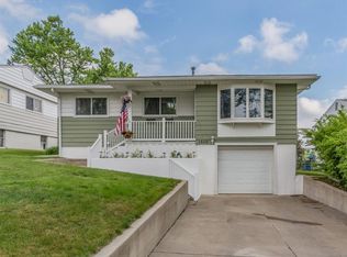 1610 13th Ave SW, Cedar Rapids, IA 52404