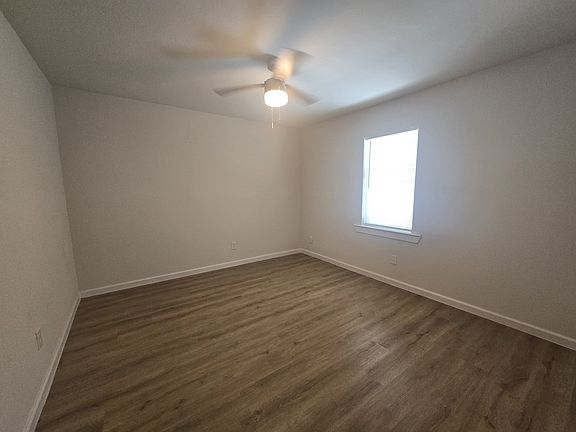 5th image of 912 Church St #4