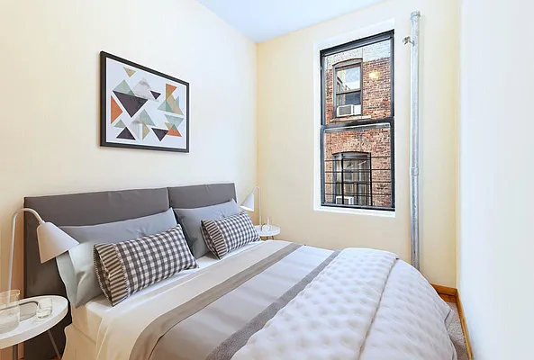 Rented by Compass | media 7