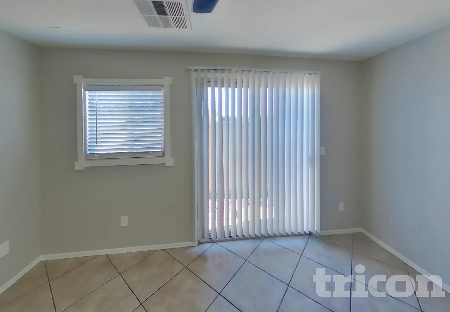 5292 Tipper Avenue Las Vegas NV — Photo 4