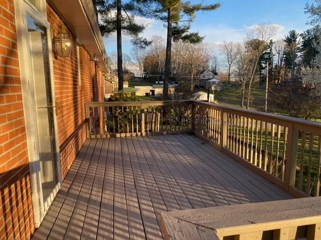 4 bed, 2808 sqft, $2,780 — Photo 3