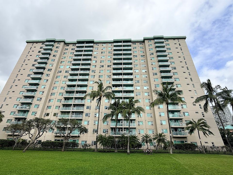 1st image of 3009 Ala Makahala Pl APT 612