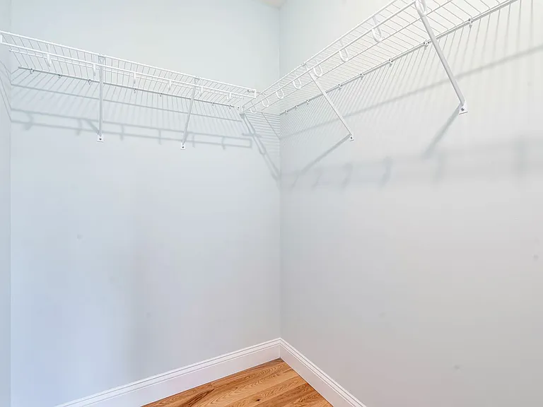 Paul's Place — Photo 69