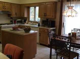 130 Hickory Tavern Rd, Gillette, NJ 07933