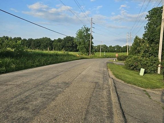 5th image of 1497 W Pleasant Plain Rd