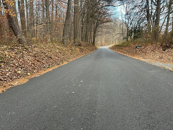 5th image of 13701 Bottom Rd