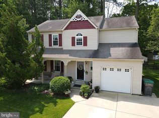 5 Parrot Ct, Newark, DE 19702