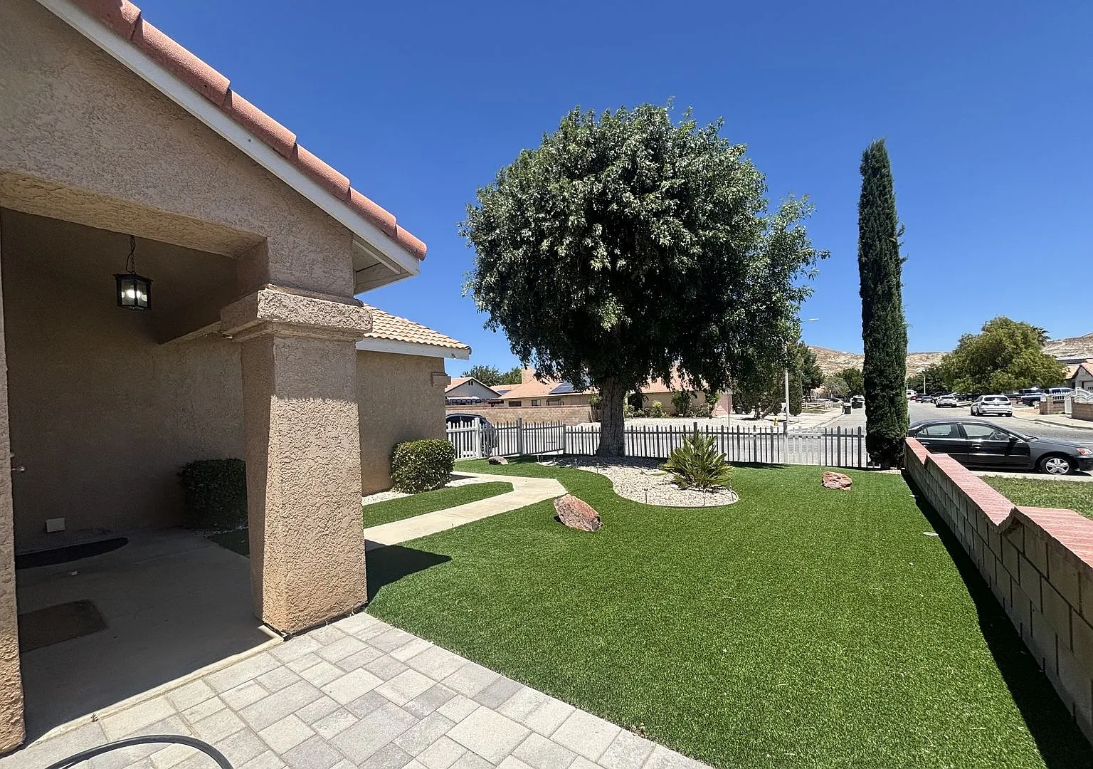 Reduced...Apply Now! — Photo 3