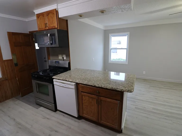 25866 Rosenbusch Blvd — Photo 9