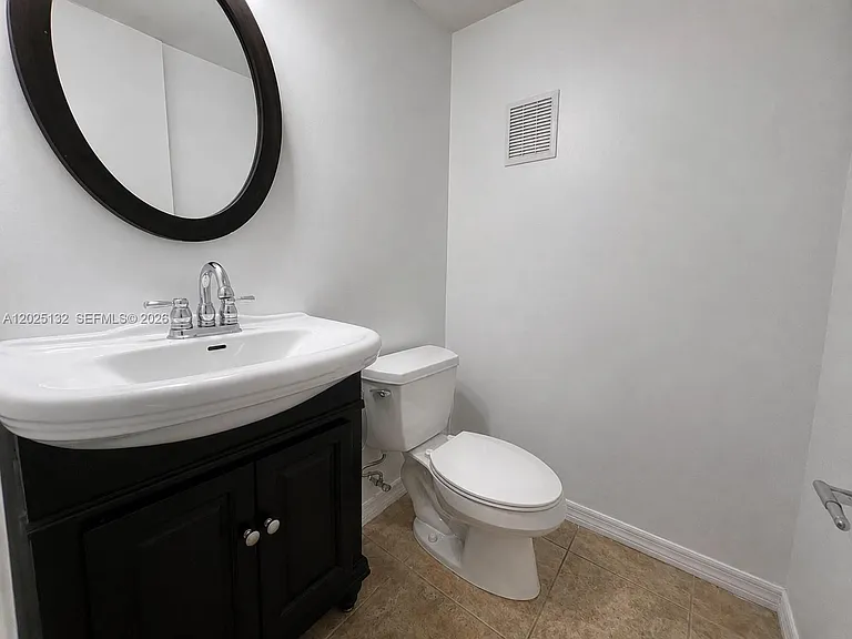 9371 Fontainebleau Blvd #I205 — Photo 7