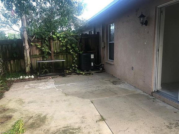 4th image of 4751 25th Pl SW APT C