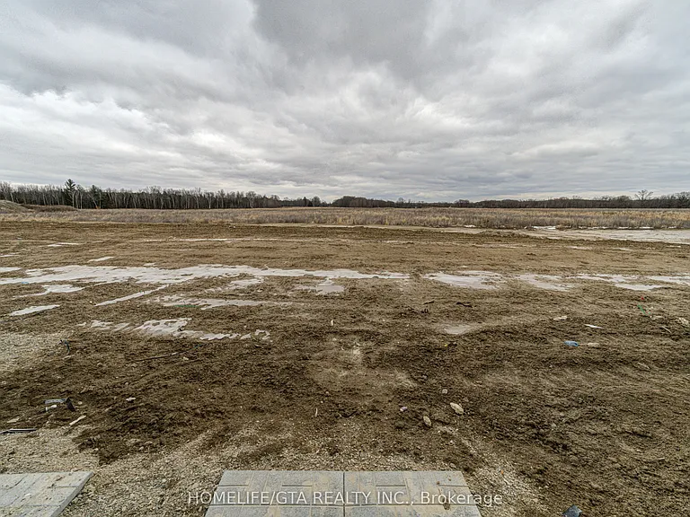 168 Union Blvd — Photo 24
