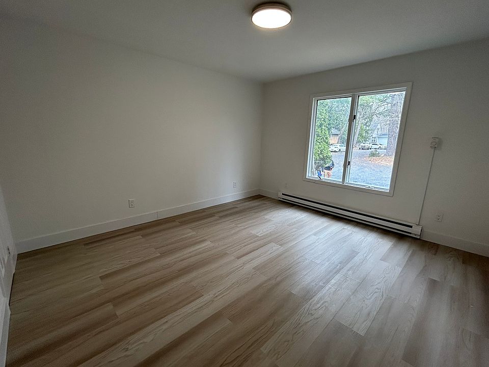 1st Floor Bedroom