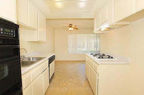 1640 W Ball Rd — Photo 20