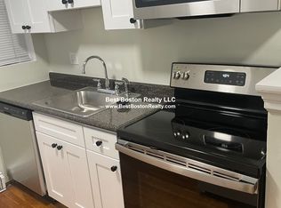 402 Highland Ave APT 4, Somerville, MA 02144