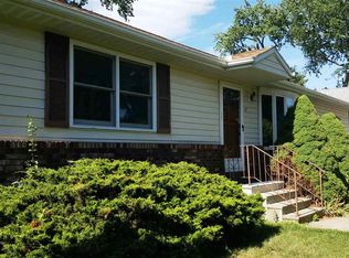 82 5th St, Scotia, NY 12302