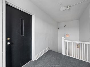 900 Ottawa St #5, Windsor, ON N8X 2E1
