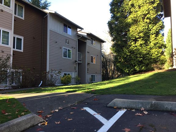 2nd image of 14106 NE 181st Pl APT F204