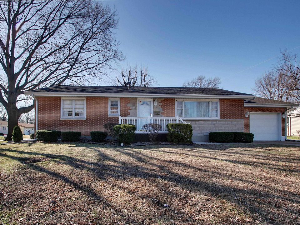 1st image of 3636 Lindell Ave