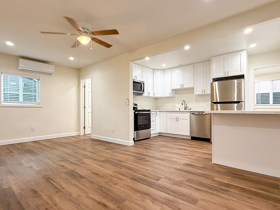 1st image of 3136B Casitas Ave