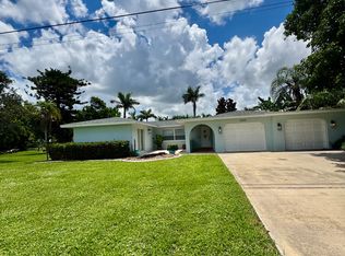 5303 Mikado Ct, Cape Coral, FL 33904